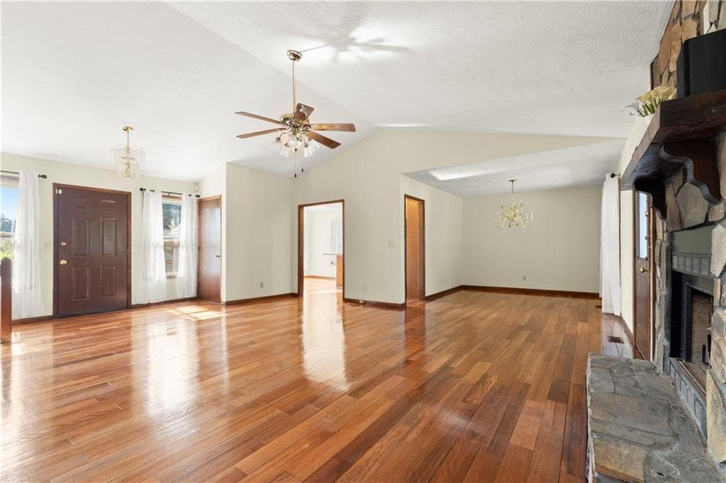 4 bedroom, 3 bathroom, 2,536 sq ft single family residence for sale at 2315 St James Court, Marietta, GA 30066 — photo 7