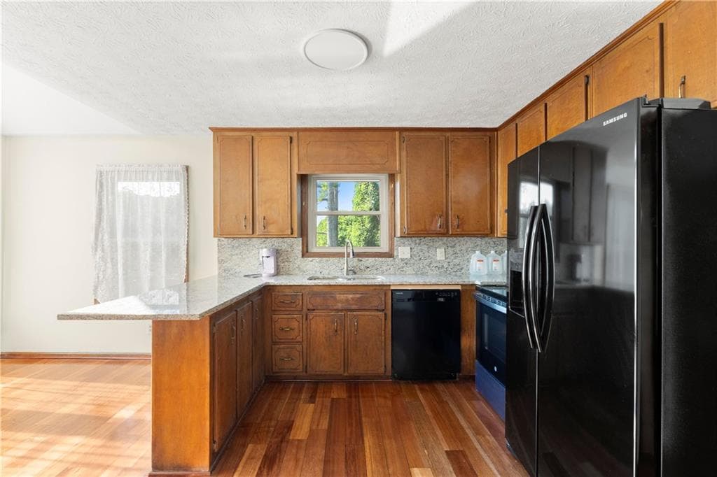 4 bedroom, 3 bathroom, 2,536 sq ft single family residence for sale at 2315 St James Court, Marietta, GA 30066 — photo 10