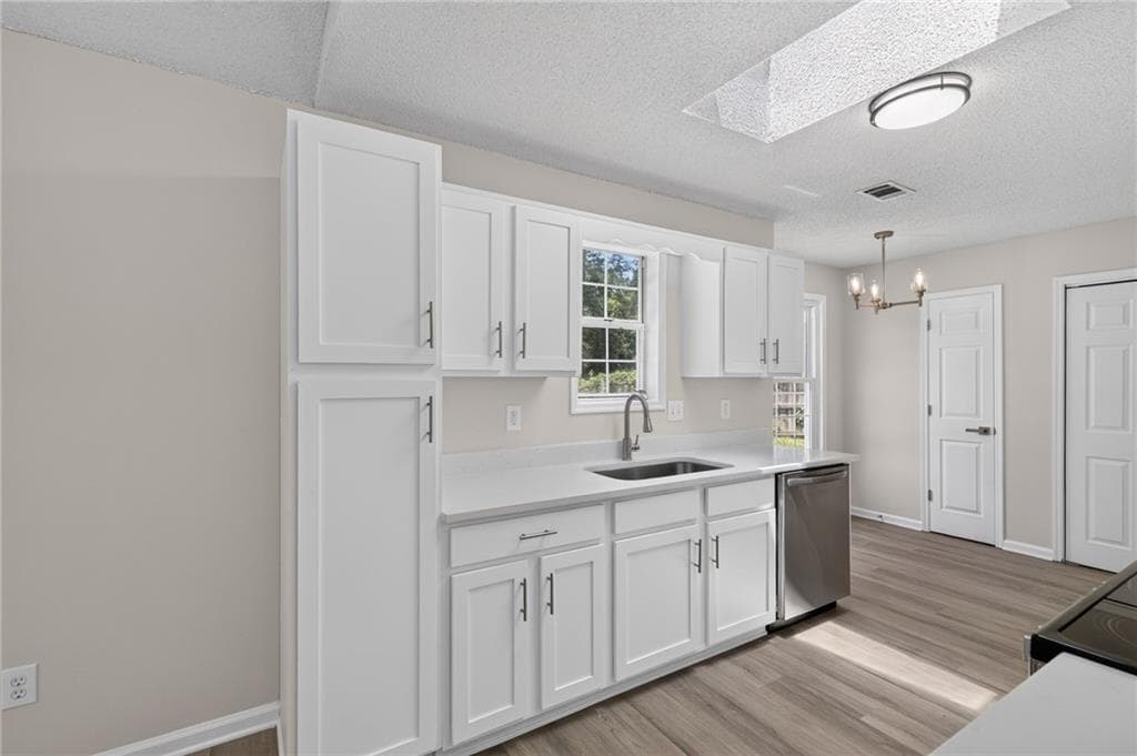 3 bedroom, 2 bathroom, 1,414 sq ft single family residence for sale at 3192 Caley Mill Drive, Powder Springs, GA 30127 — photo 8