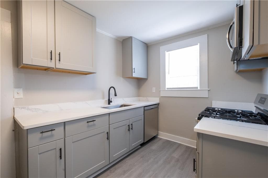 3 bedroom, 1 bathroom, 1,178 sq ft single family residence for sale at 2209 Wingate Street, Atlanta, GA 30310 — photo 3