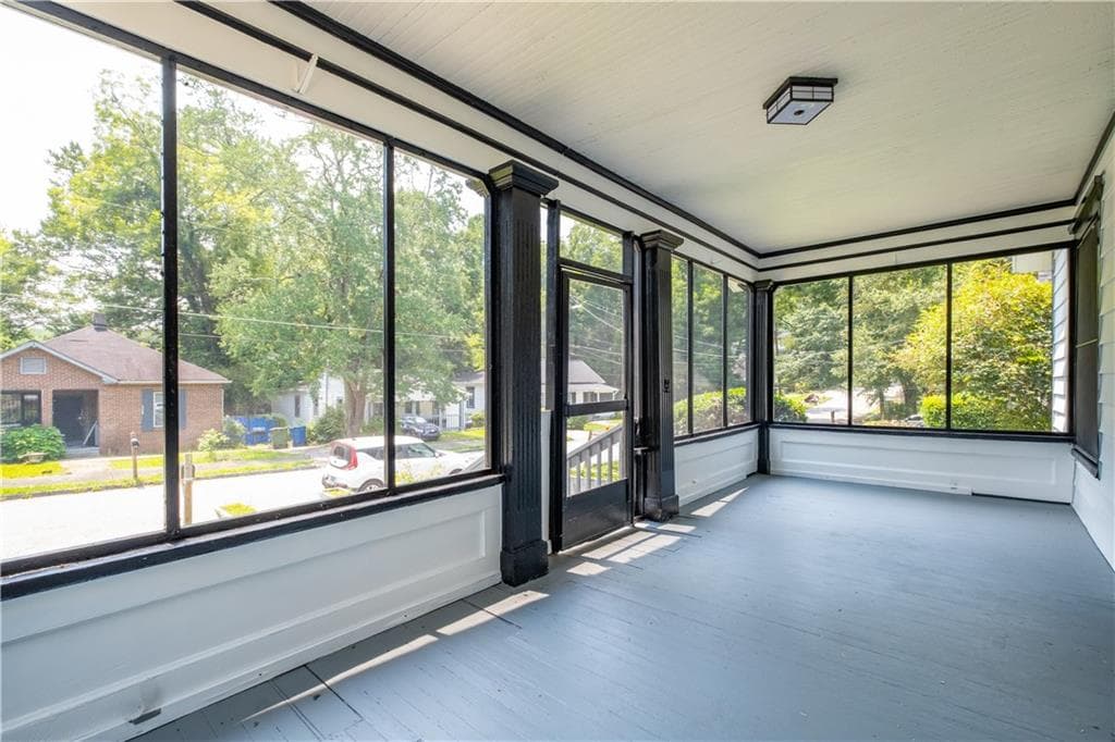 3 bedroom, 1 bathroom, 1,178 sq ft single family residence for sale at 2209 Wingate Street, Atlanta, GA 30310 — photo 2