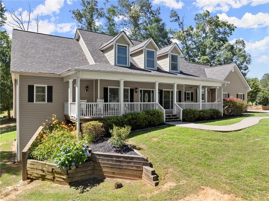 5 bedroom, 3 bathroom, 5,386 sq ft single family residence for sale at 149 Ratcliff Drive, Dawsonville, GA 30534 — photo 5