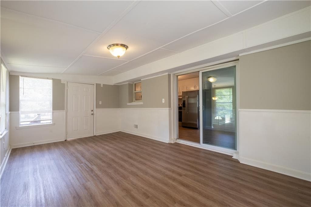 4 bedroom, 2 bathroom, 1,000 sq ft single family residence for sale at 2660 Beacon Drive, Atlanta, GA 30349 — photo 6