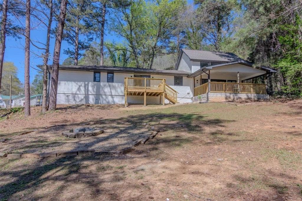 3 bedroom, 2 bathroom, 2,245 sq ft single family residence under contract at 2541 Winding Lake Trail, Conyers, GA 30012 — photo 9