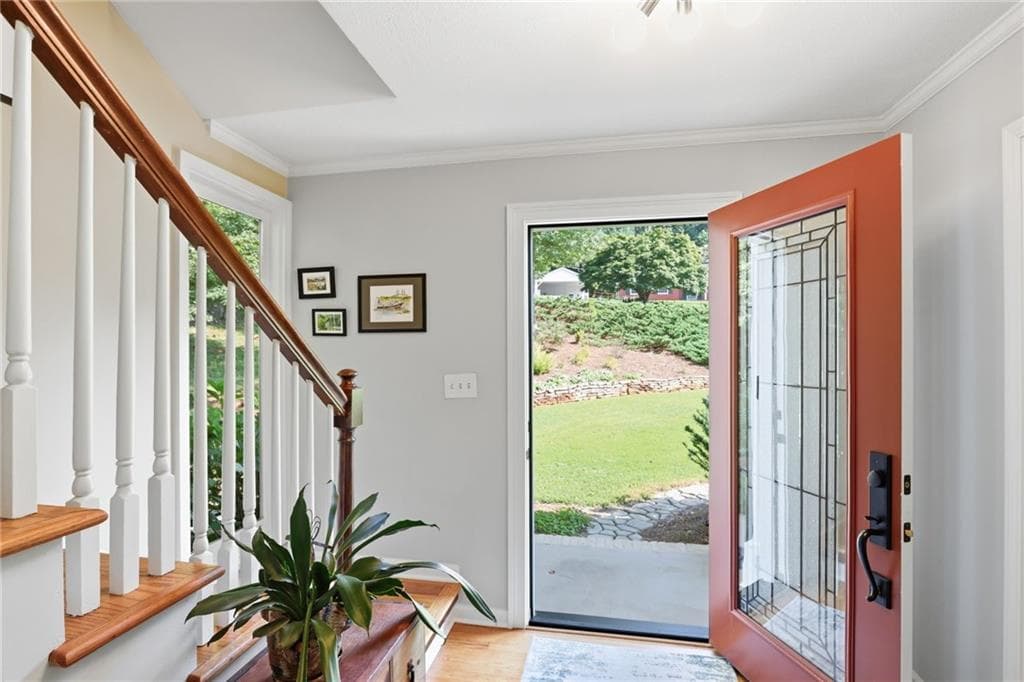 4 bedroom, 3 bathroom, 2,166 sq ft single family residence for sale at 499 Banks Street, Marietta, GA 30064 — photo 2