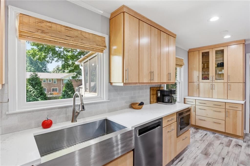 4 bedroom, 3 bathroom, 2,166 sq ft single family residence for sale at 499 Banks Street, Marietta, GA 30064 — photo 8