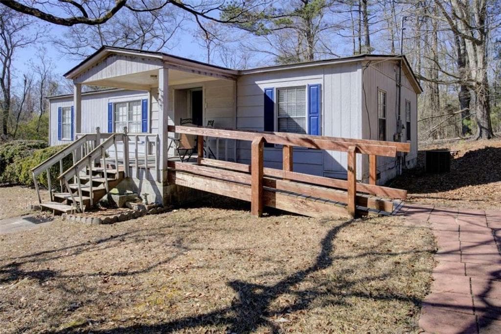 3 bedroom, 2 bathroom single family residence for sale at 3825 N Goddard Road, Lithonia, GA 30038 — photo 10