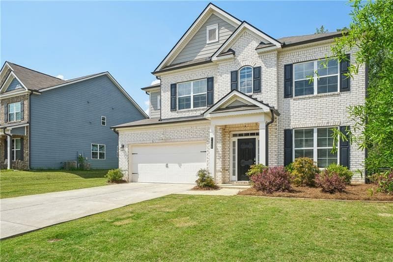 5 bedroom, 4 bathroom, 3,398 sq ft single family residence for rent at 7455 Easton Valley Lane, Cumming, GA 30028 for $2,900 a month — photo 2