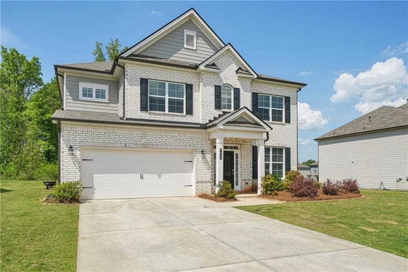 5 bedroom, 4 bathroom, 3,398 sq ft single family residence for rent at 7455 Easton Valley Lane, Cumming, GA 30028 for $2,900 a month — photo 3