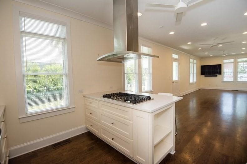 2 bedroom, 3 bathroom duplex for rent at 37 Waverly Way Unit A, Atlanta, GA 30307 for $3,950 a month — photo 8