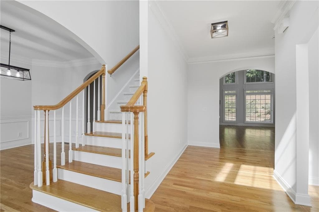5 bedroom, 6 bathroom, 4,270 sq ft single family residence for sale at 1103 Promontory Drive, Marietta, GA 30062 — photo 9