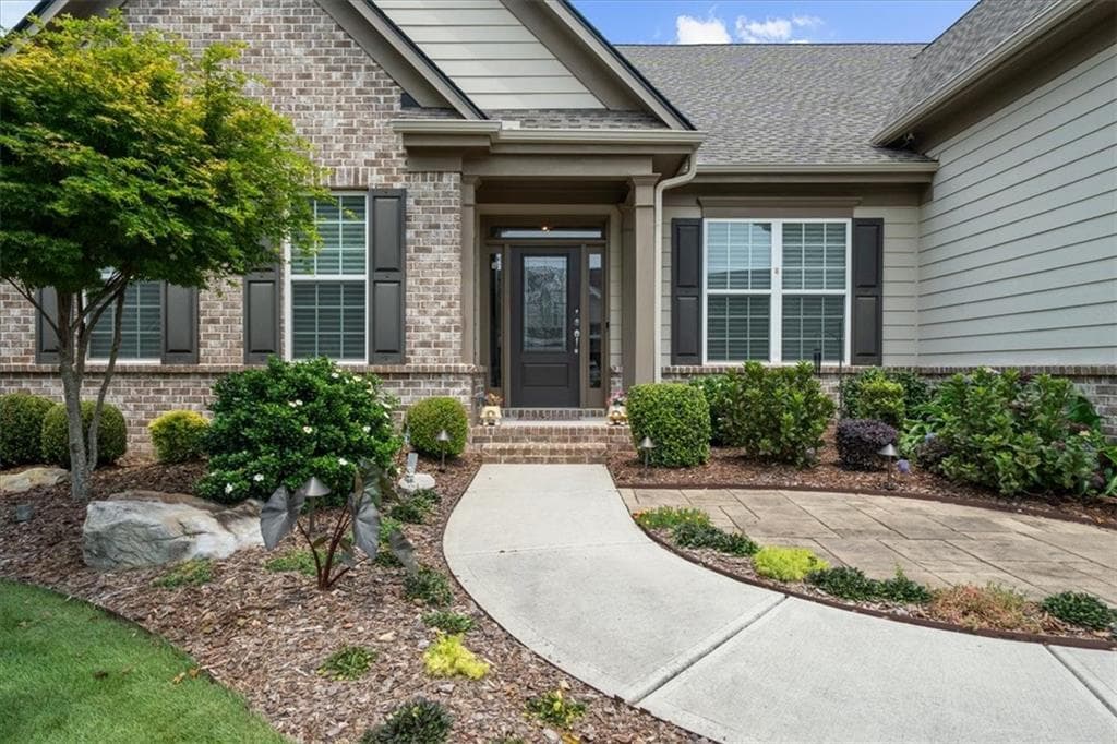 3 bedroom, 3 bathroom, 3,288 sq ft single family residence for sale at 3986 Great Pine Drive, Gainesville, GA 30504 — photo 2