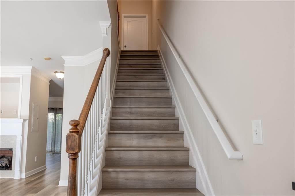 2 bedroom, 3 bathroom, 1,435 sq ft townhouse for rent at 1232 Harris Commons Place 1232, Roswell, GA 30076 for $2,100 a month — photo 5
