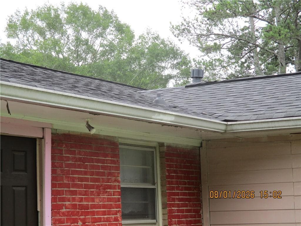4 bedroom, 3 bathroom, 1,798 sq ft single family residence for sale at 1340 Sagewood Circle, Stone Mountain, GA 30083 — photo 5