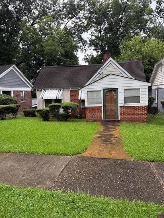 3 bedroom, 1 bathroom, 1,168 sq ft single family residence under contract at 1115 Hawthorne Street, Atlanta, GA 30307