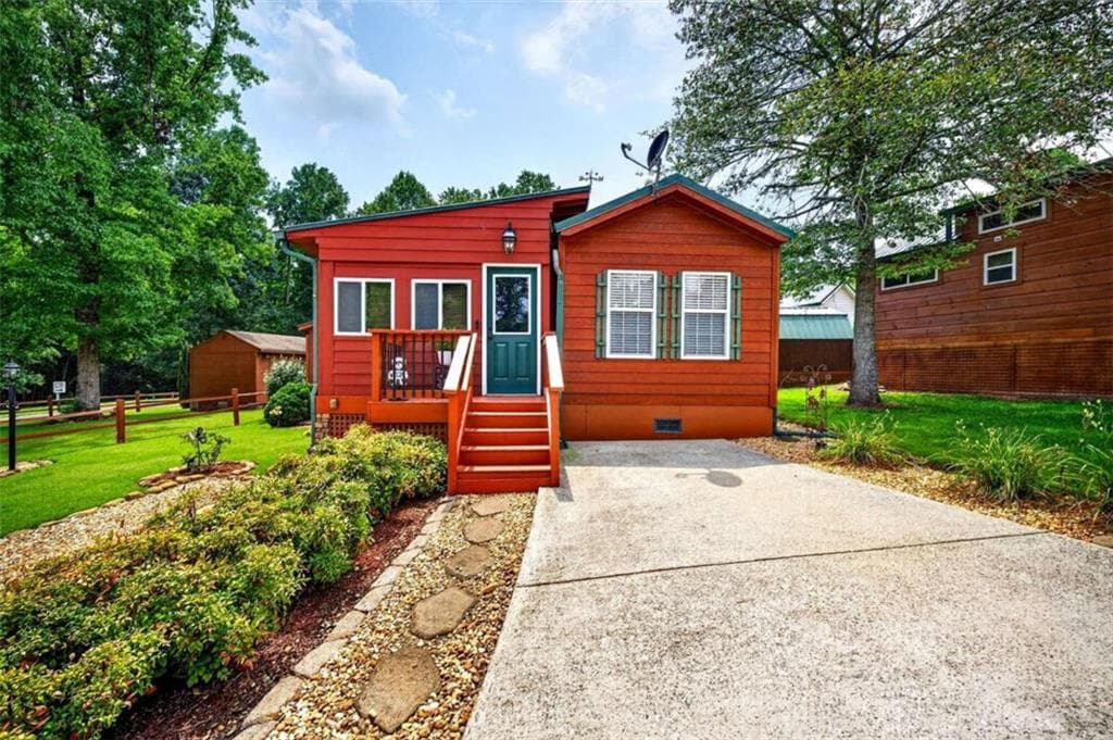 1 bedroom, 1 bathroom, 600 sq ft single family residence under contract at 19 Wapiti Lane, Cleveland, GA 30528 — photo 2