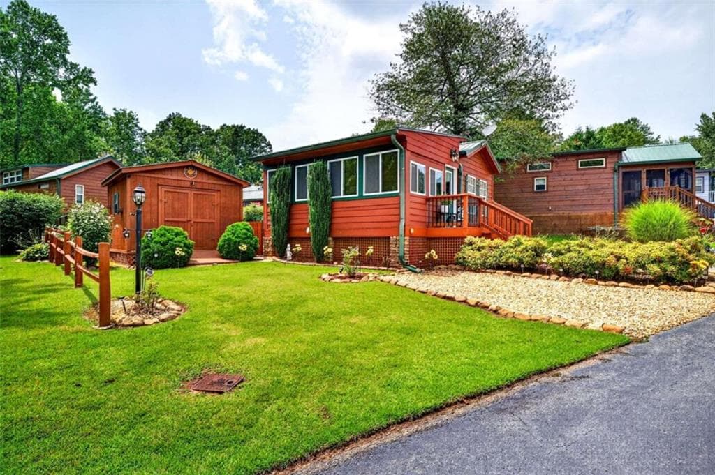 1 bedroom, 1 bathroom, 600 sq ft single family residence under contract at 19 Wapiti Lane, Cleveland, GA 30528 — photo 4
