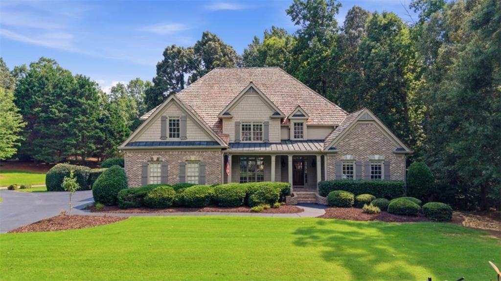 7 bedroom, 5 bathroom, 6,455 sq ft single family residence under contract at 184 Scarlet Oak Lane, Dawsonville, GA 30534 — photo 3