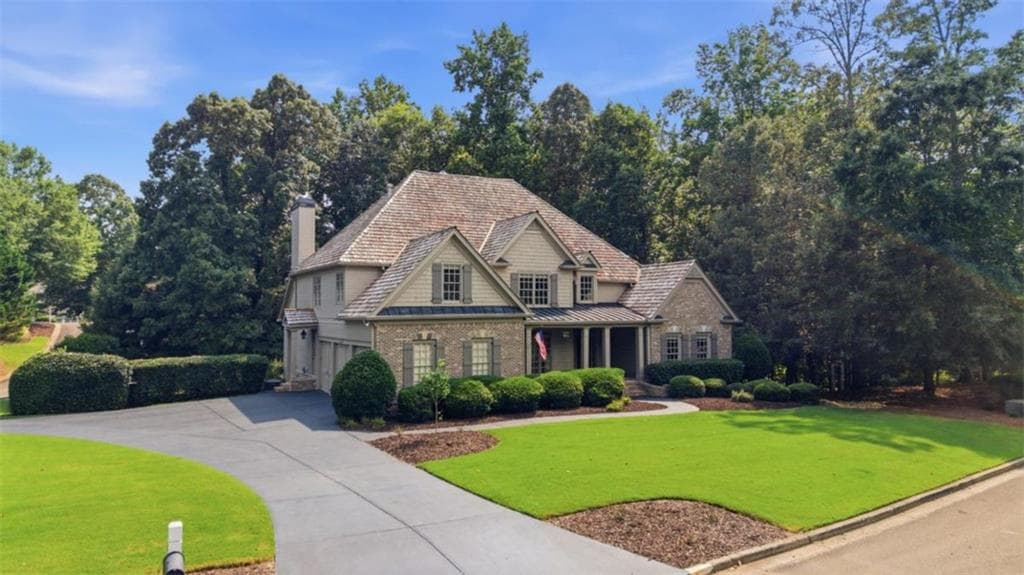 7 bedroom, 5 bathroom, 6,455 sq ft single family residence under contract at 184 Scarlet Oak Lane, Dawsonville, GA 30534 — photo 5