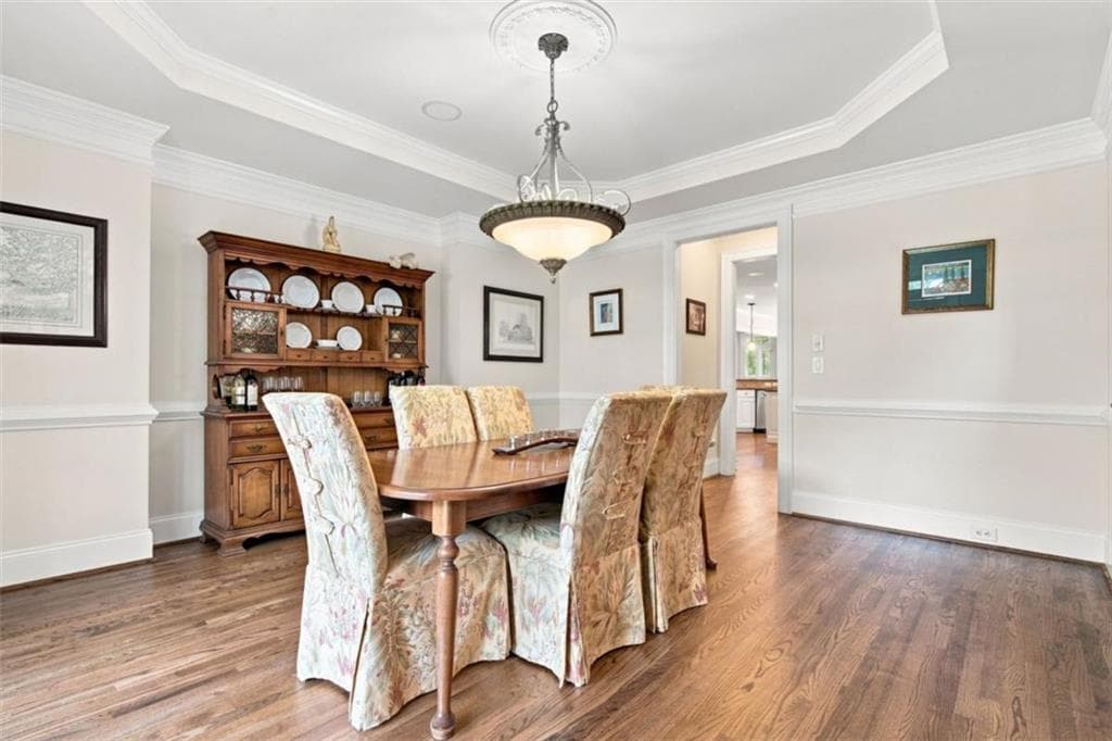7 bedroom, 5 bathroom, 6,455 sq ft single family residence under contract at 184 Scarlet Oak Lane, Dawsonville, GA 30534 — photo 9