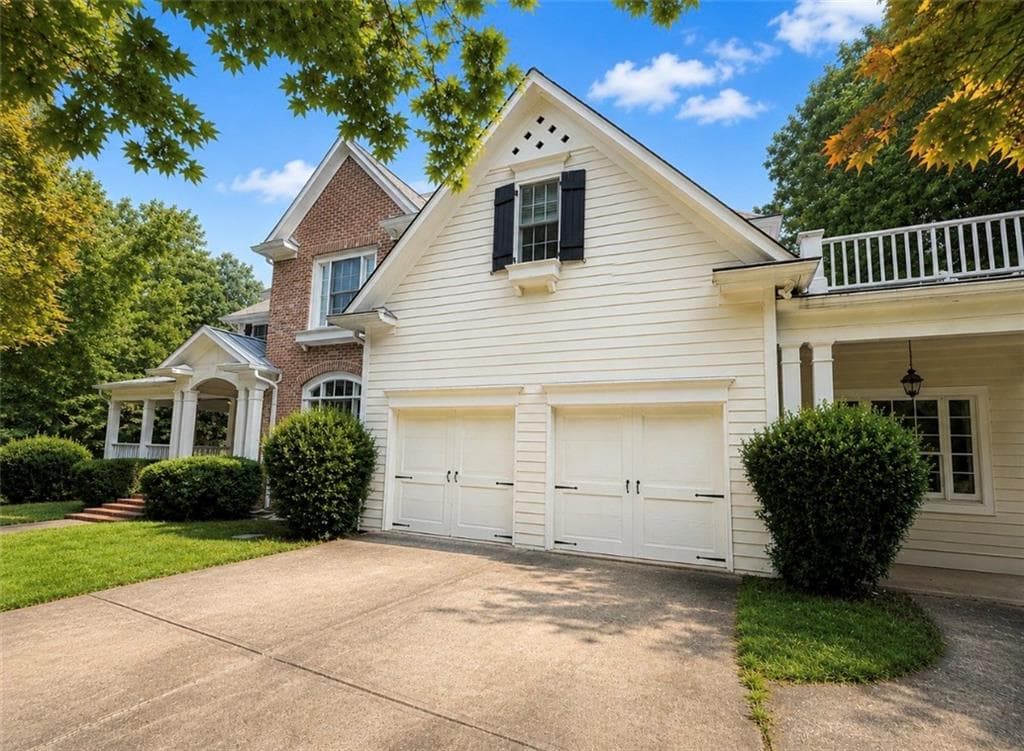 6 bedroom, 6 bathroom, 6,400 sq ft single family residence for rent at 3235 Bentwood Close, Cumming, GA 30041 for $4,499 a month — photo 2