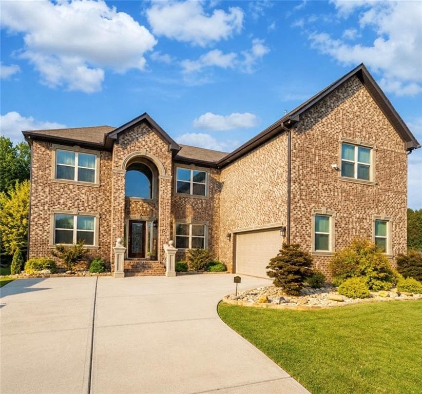 7 bedroom, 4 bathroom, 5,536 sq ft single family residence sold at 416 Saffron Lane, Mcdonough, GA 30252