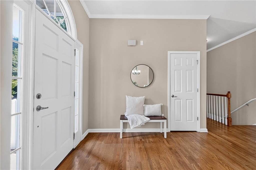 4 bedroom, 3 bathroom, 2,725 sq ft single family residence under contract at 1880 Mayfield Road, Alpharetta, GA 30009 — photo 8