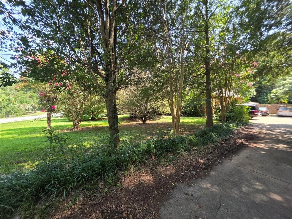 6 bedroom, 5 bathroom, 7,677 sq ft single family residence for sale at 3421 Rainbow Drive, Decatur, GA 30034 — photo 7