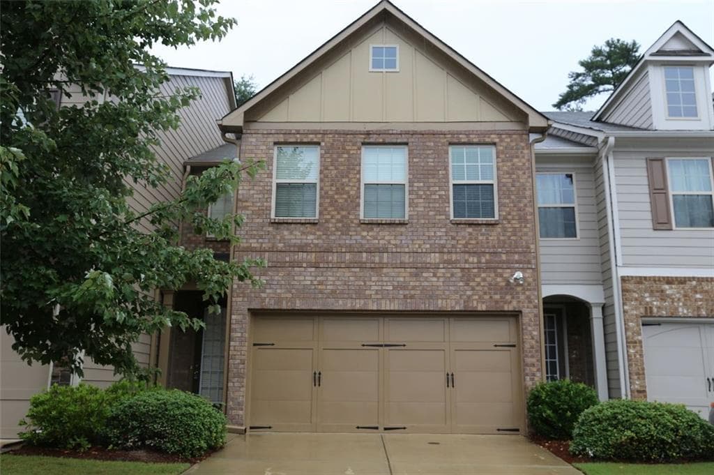 3 bedroom, 3 bathroom, 1,929 sq ft townhouse for rent at 2654 Sardis Chase Court 300, Buford, GA 30519 for $2,250 a month — photo 1 of 10