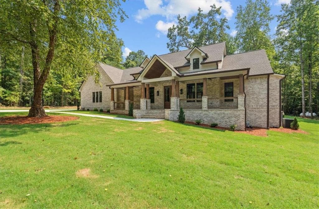 4 bedroom, 4 bathroom, 2,736 sq ft single family residence for sale at 335 Gilley Road, Carrollton, GA 30116 — photo 4