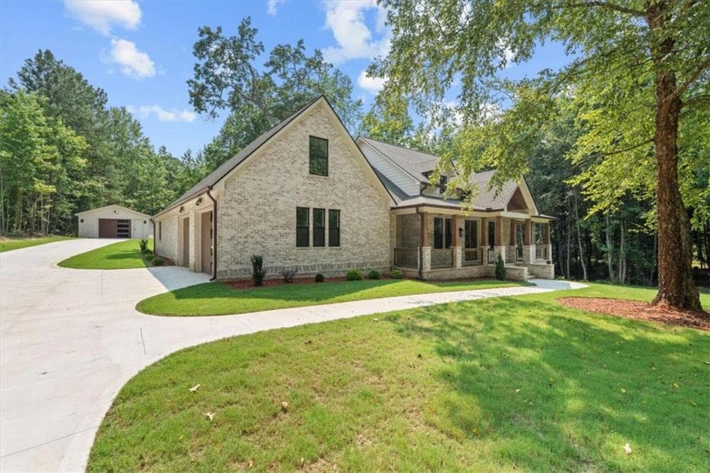 4 bedroom, 4 bathroom, 2,736 sq ft single family residence for sale at 335 Gilley Road, Carrollton, GA 30116 — photo 6