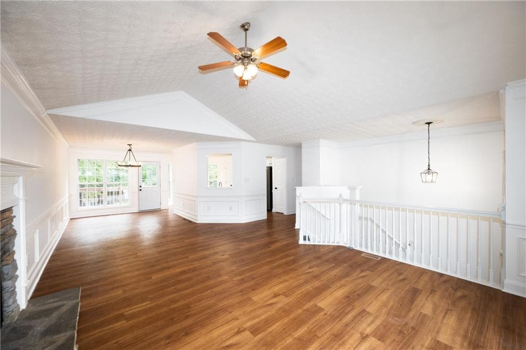 5 bedroom, 3 bathroom, 2,572 sq ft single family residence for sale at 6532 Sundial Avenue, Flowery Branch, GA 30542 — photo 5