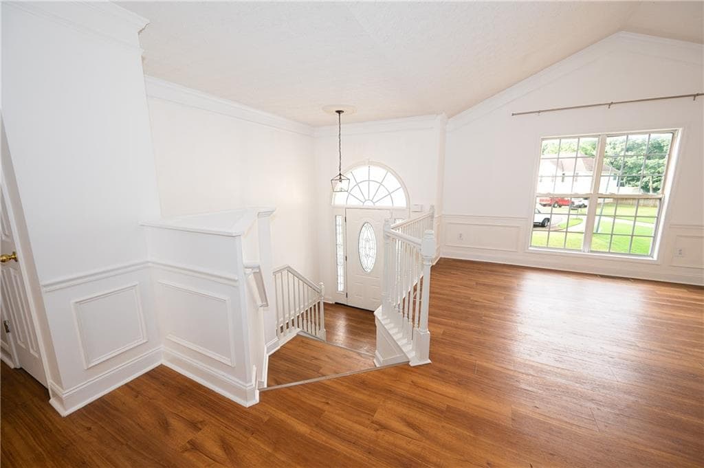 5 bedroom, 3 bathroom, 2,572 sq ft single family residence for sale at 6532 Sundial Avenue, Flowery Branch, GA 30542 — photo 8