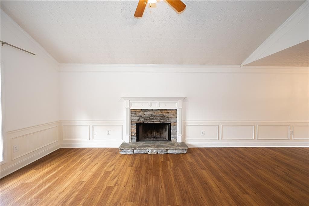 5 bedroom, 3 bathroom, 2,572 sq ft single family residence for sale at 6532 Sundial Avenue, Flowery Branch, GA 30542 — photo 9