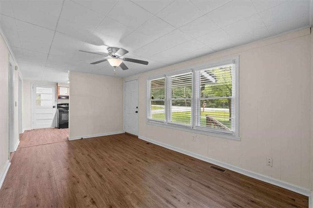 3 bedroom, 2 bathroom, 1,081 sq ft single family residence under contract at 1229 Georgia Avenue, Bremen, GA 30110 — photo 8