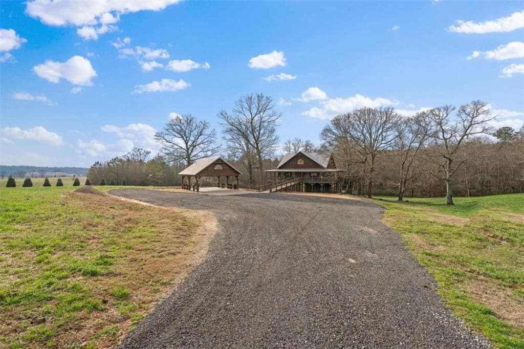 4 bedroom, 4 bathroom, 2,320 sq ft single family residence for sale at 976 Salem Church Road, Carrollton, GA 30117 — photo 5
