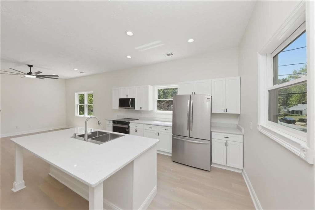3 bedroom, 2 bathroom, 1,344 sq ft single family residence for sale at 1480 Belmont Avenue, Atlanta, GA 30310 — photo 6