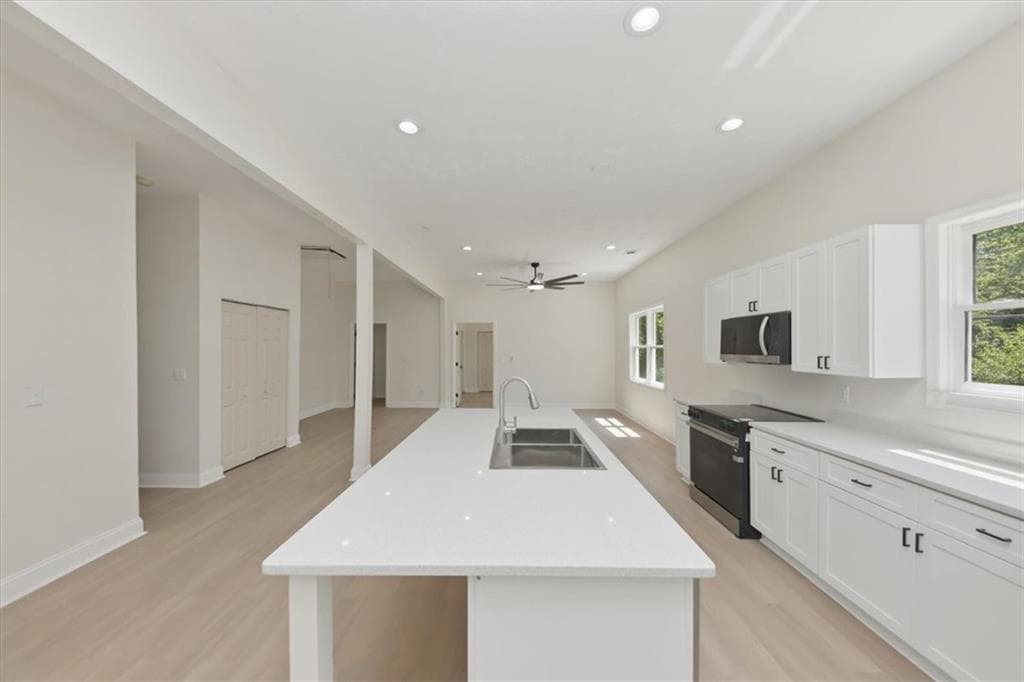3 bedroom, 2 bathroom, 1,344 sq ft single family residence for sale at 1480 Belmont Avenue, Atlanta, GA 30310 — photo 7