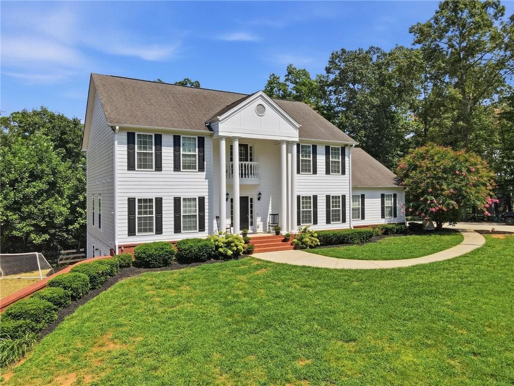5 bedroom, 4 bathroom, 3,328 sq ft home for sale at 171 Hat Creek Ridge, Dawsonville, GA