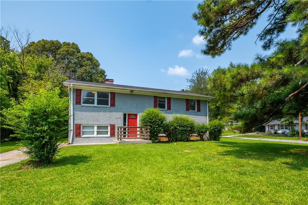 4 bedroom, 2 bathroom, 1,000 sq ft single family residence for sale at 2660 Beacon Drive, Atlanta, GA 30349