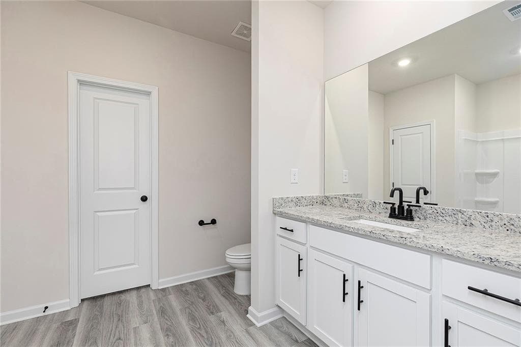 3 bedroom, 2 bathroom, 1,408 sq ft single family residence for sale at 244 Sunfish Circle, Jefferson, GA 30548 — photo 8