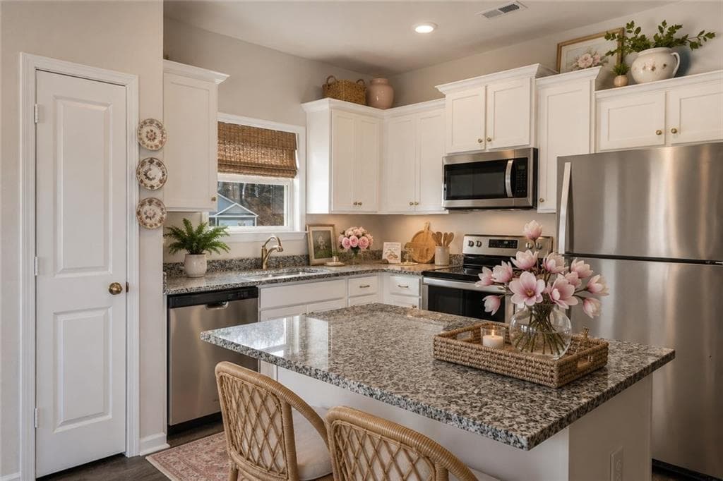 3 bedroom, 2 bathroom, 1,408 sq ft single family residence for sale at 244 Sunfish Circle, Jefferson, GA 30548 — photo 10