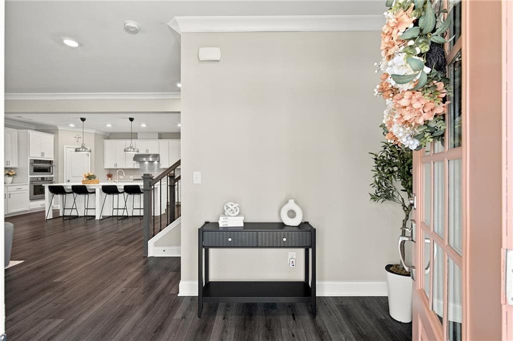 4 bedroom, 4 bathroom, 2,540 sq ft single family residence under contract at 618 Finley Street, Suwanee, GA 30024 — photo 4