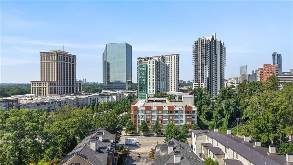 4 bedroom, 5 bathroom, 2,614 sq ft townhouse for sale at 3475 Roxboro Road 10, Atlanta, GA 30326 — photo 3