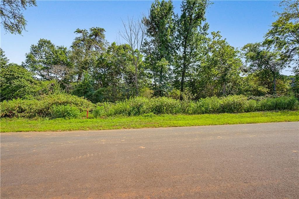 single family residence for sale at 112 PALISADE Drive, Rydal, GA 30171 — photo 2