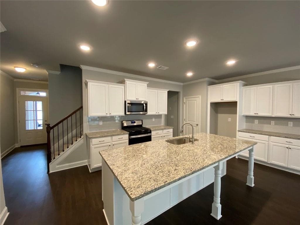 3 bedroom, 3 bathroom, 1,988 sq ft townhouse for rent at 2615 Morgan Place Drive, Buford, GA 30519 for $2,250 a month — photo 8