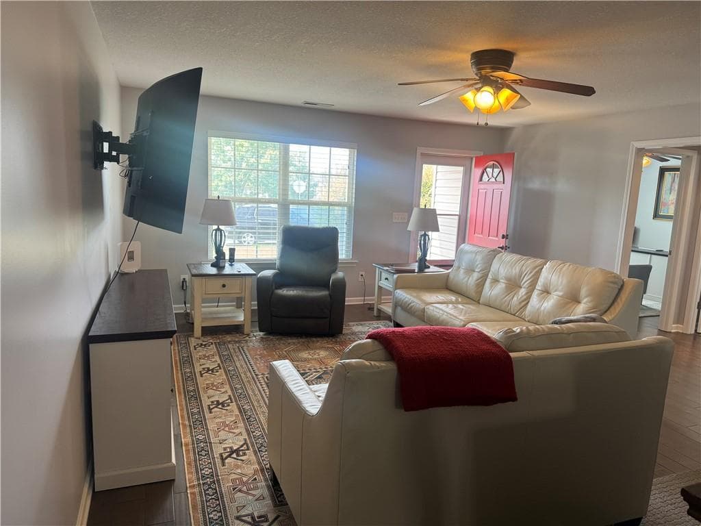 3 bedroom, 2 bathroom, 1,270 sq ft single family residence for sale at 50 Brittany Court, Chatsworth, GA 30705 — photo 8