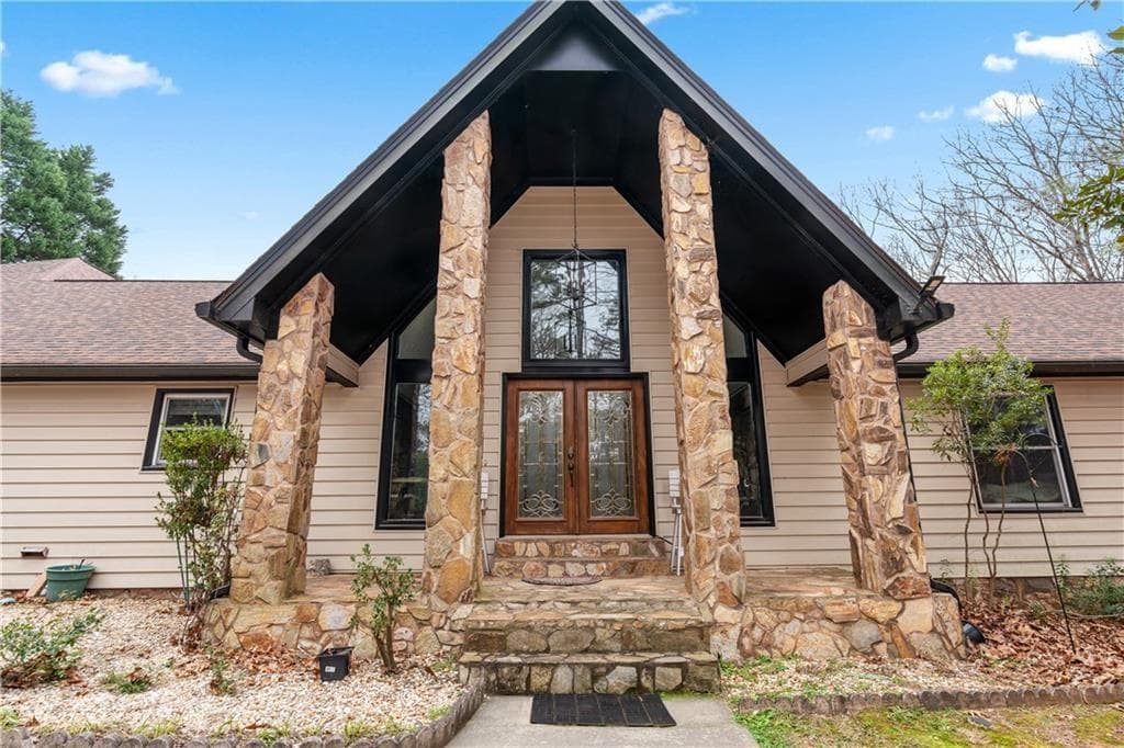 5 bedroom, 7 bathroom, 6,255 sq ft single family residence for sale at 3355 Old Peachtree Road, Dacula, GA 30019 — photo 6