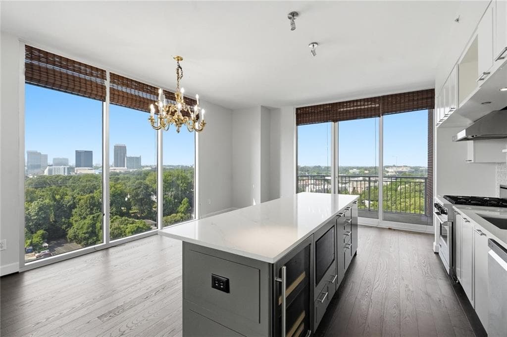3 bedroom, 3 bathroom, 1,709 sq ft condominium for sale at 1820 Peachtree Street 1114, Atlanta, GA 30309 — photo 8