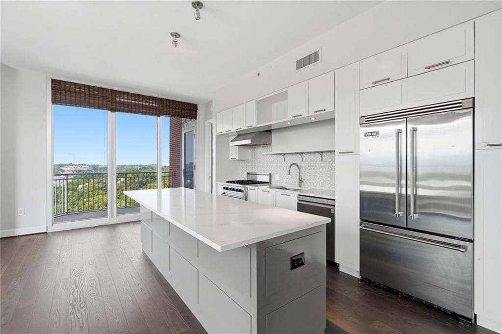 3 bedroom, 3 bathroom, 1,709 sq ft condominium for sale at 1820 Peachtree Street 1114, Atlanta, GA 30309 — photo 7